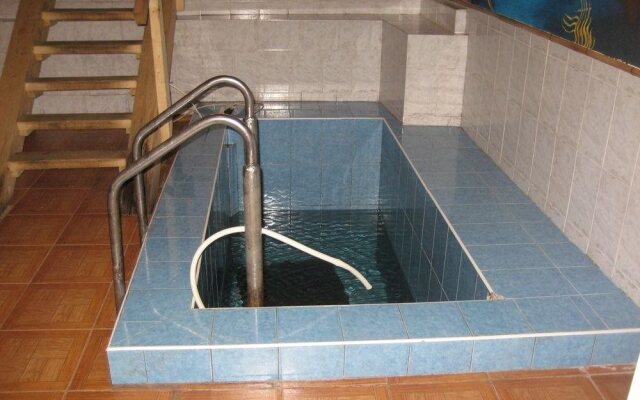 Gornyye Vershiny Hotel