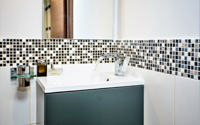 4 B/R  VILLA by Puerto Banus & Sea 5 m ✴️✴️✴️✴️✴️