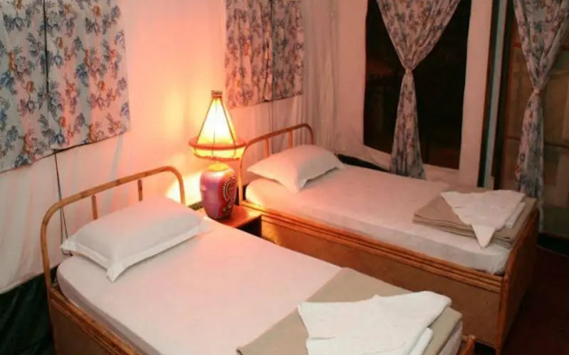 Sai Vishram Beach Resort Byndoor