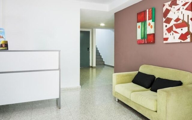 Apartamento climatizado cerca de Ferrari Land