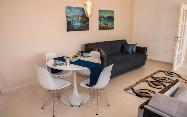 1-bed Large Apartment in Tivat Swiming Pool