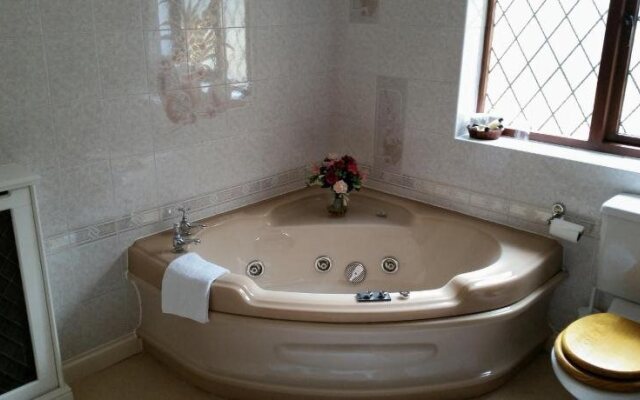 Cotswold House
