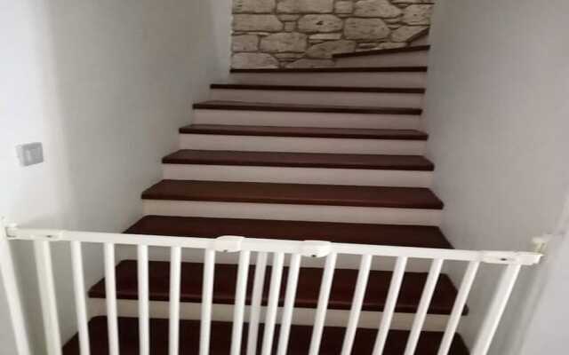 CE018 by Villaofsummer