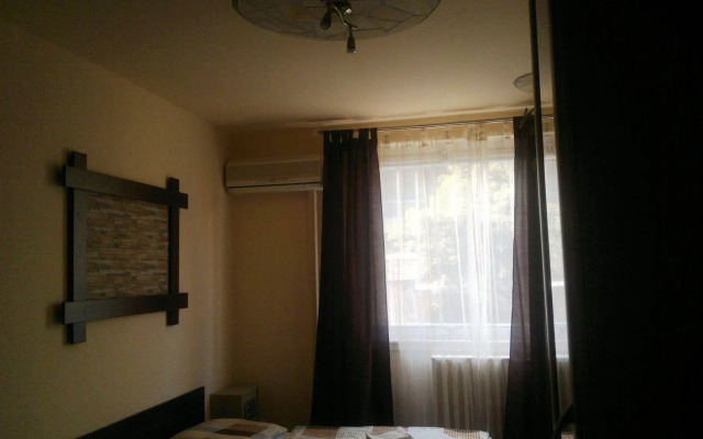 Budapest Center House