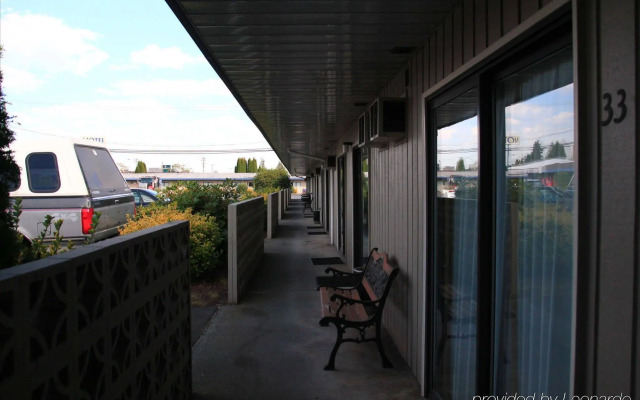 Westward Inn & Suites