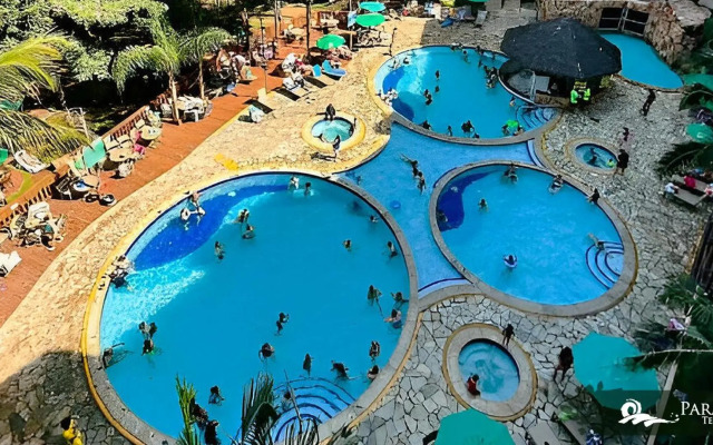 Thermas Paradise Cobertura 2 suítes e churrasqueira