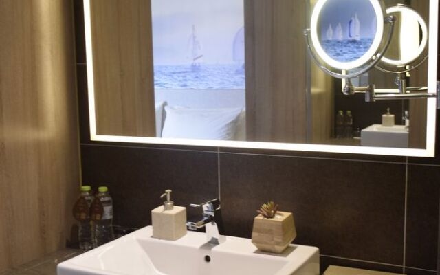 Olympic Sailing Center Atour Hotel
