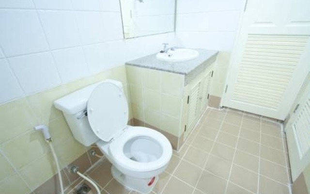 Room@Chalong