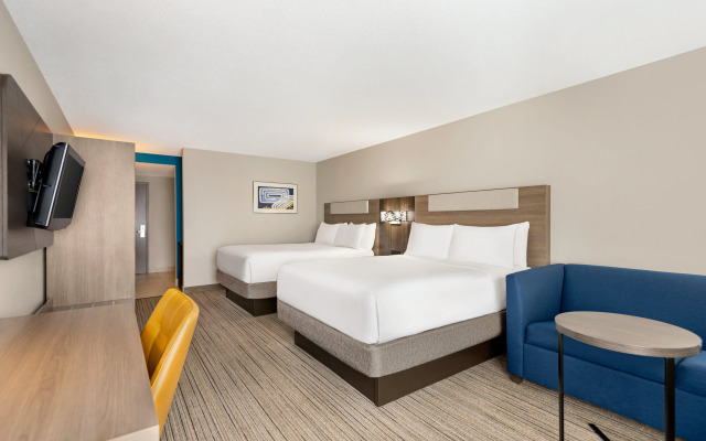 Holiday Inn Express Hotel & Suites Fredericksburg by IHG