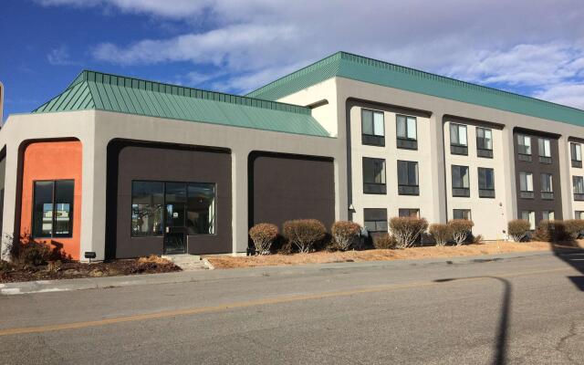 Best Western Plus Cottontree Inn