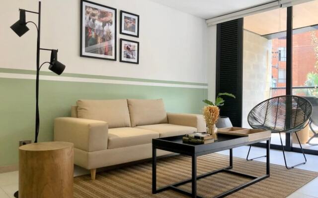 w Lovely 3BR w AC in Laureles