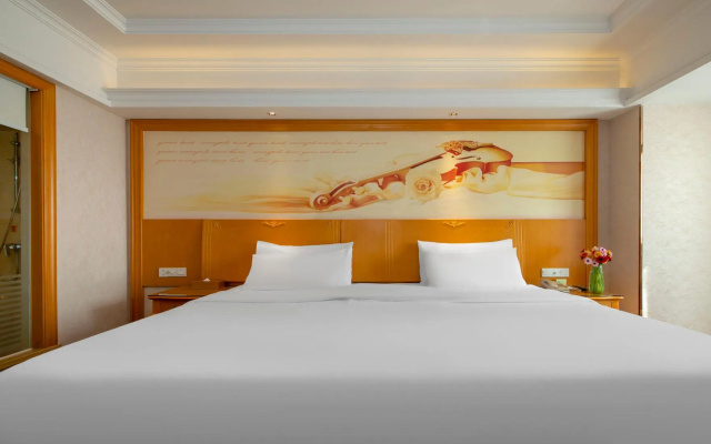 Vienna International Hotel (Zhengzhou FU Tower Metro Station) – Guest Rooms – Zhengzhou