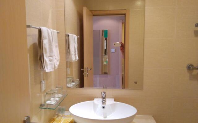Luda Express Hotel