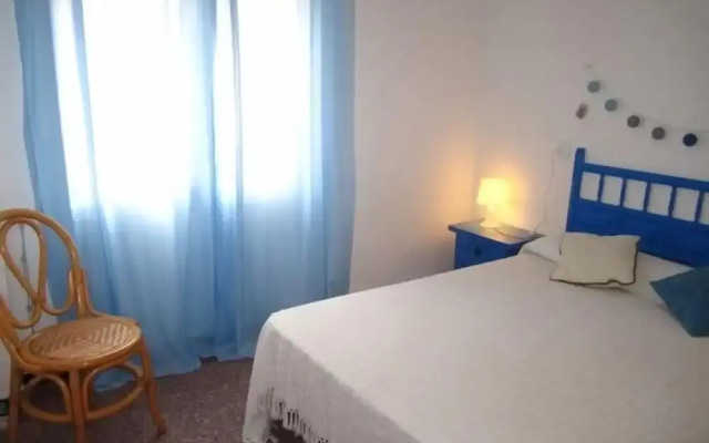 Apartment With sea Views in Llan?? - 1052