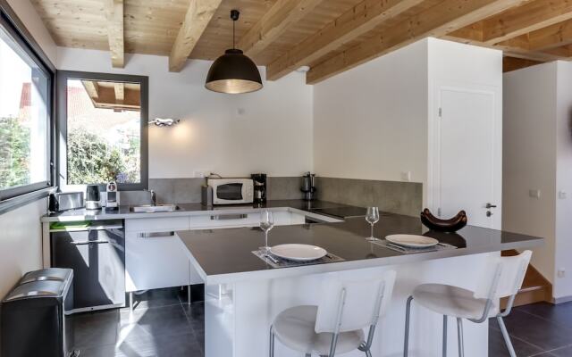 Chaparon Superbe Maison Bois 3 min à Pied du lac