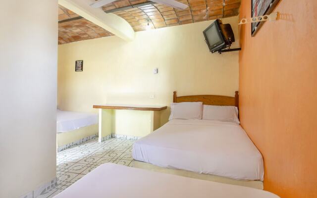 OYO Hotel Bungalows Alondra