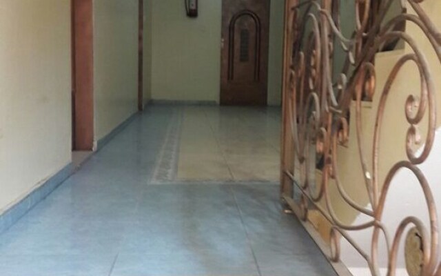 Omseyat Al Sharq Furnished Units 2