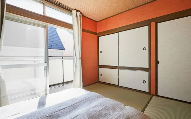 Ochiai house with 3BR 2mins to Metro on foot