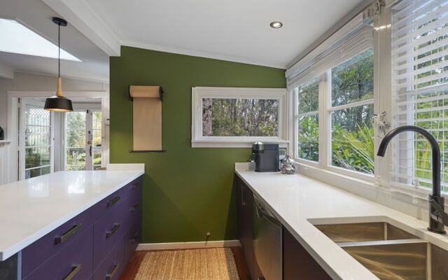 Tranquil Bush Haven - Gardens - Bayview