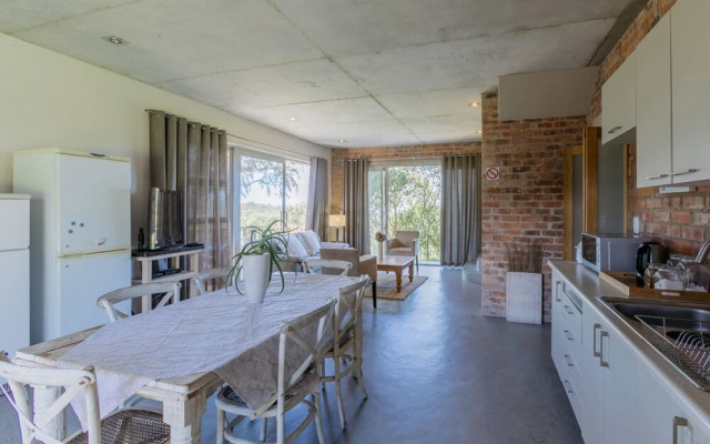 Surfari Accommodation and Venue