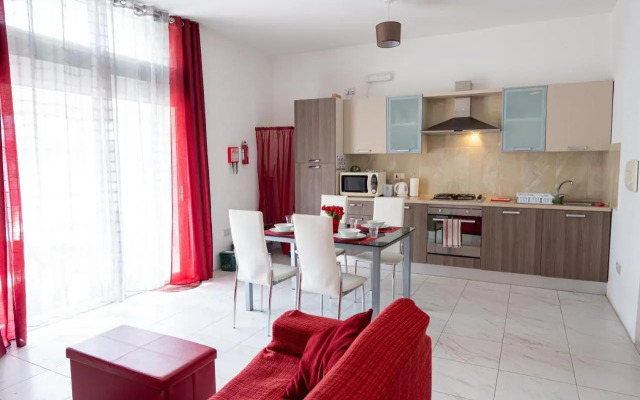 Seafront apartment between Valletta and Sliema