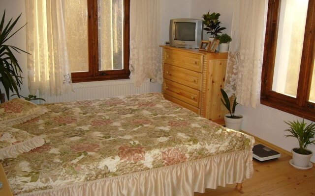 Guest House Petrova