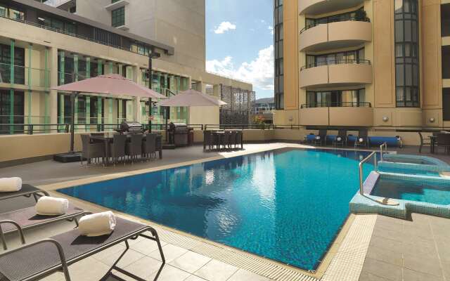 Adina Serviced Apartments Canberra James Court