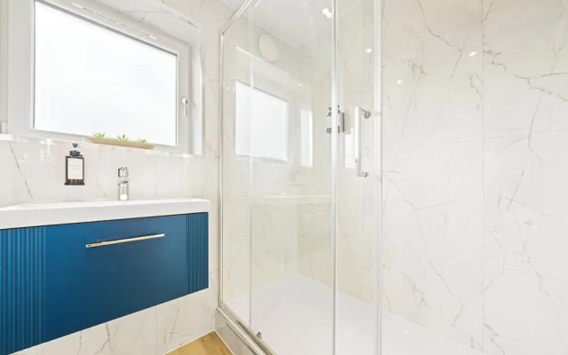 Modern 3Bed Home Next To Glasgow Airport