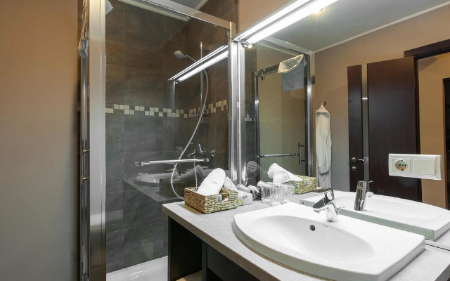 Bontiak Hotel