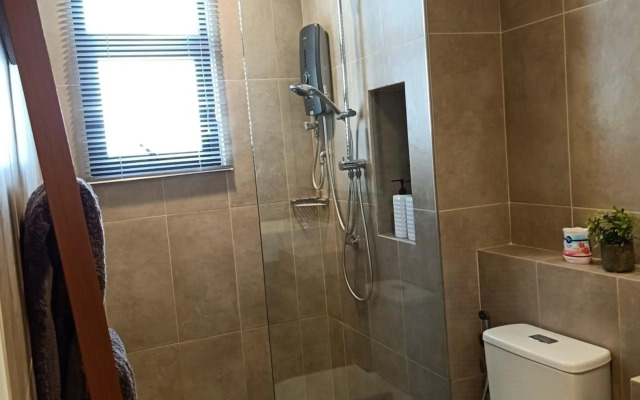 Desiran @ Timurbay - seafront studio apartment with WiFi