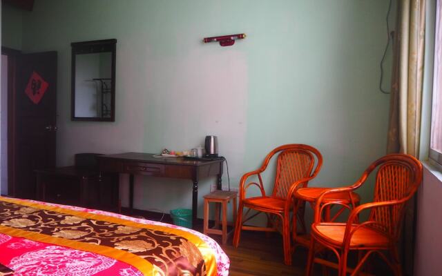 The Yangshuo Moon Resort