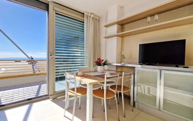 Penthouse Le Vele Sea View 2 Sleeps Air-conditioned