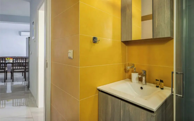 Boutique Seaview Apt near City Center