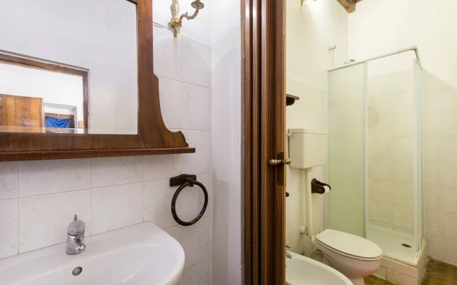 Four-room Apartment 15 Minutes From the Center of Milan