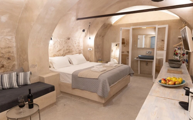 Oia Cellars