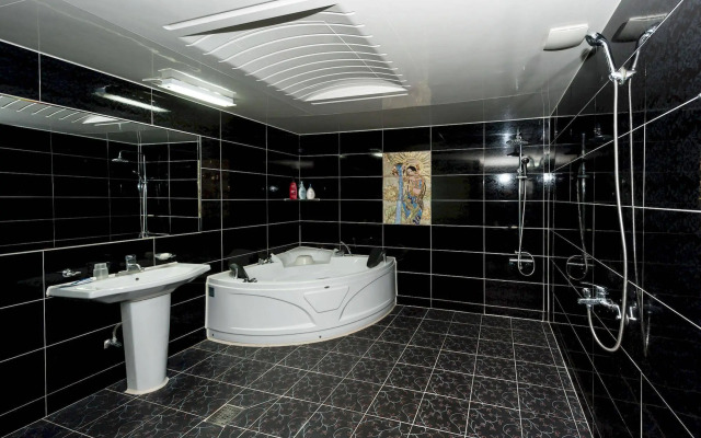 Fox Tourist Hotel