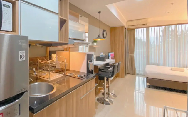The Regal Studio At Dago Suites Apartment