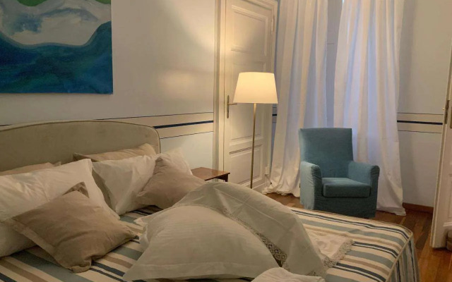 Golden Eagle Apartments B&B