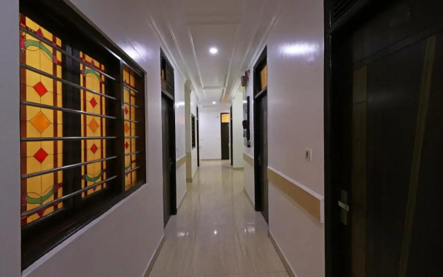 Oyo Flagship 10562 Kumar Palace