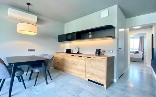 H11 Aparthotel