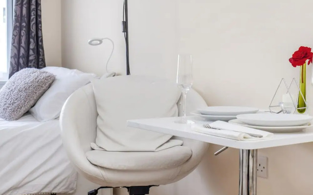 TH Serviced Apartment London