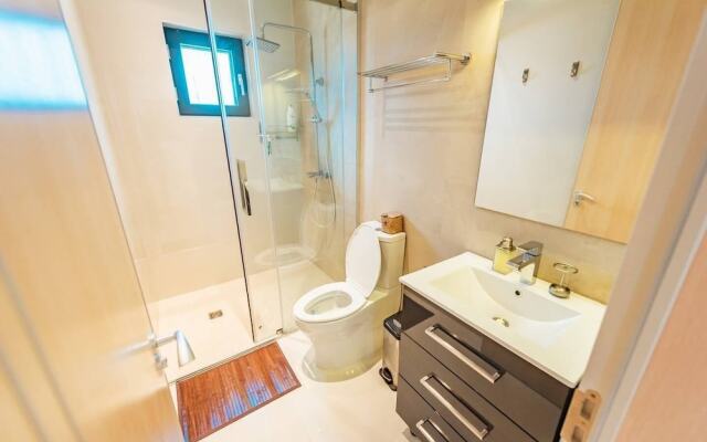 Waykiri Luxury Apartment, Unit A-13