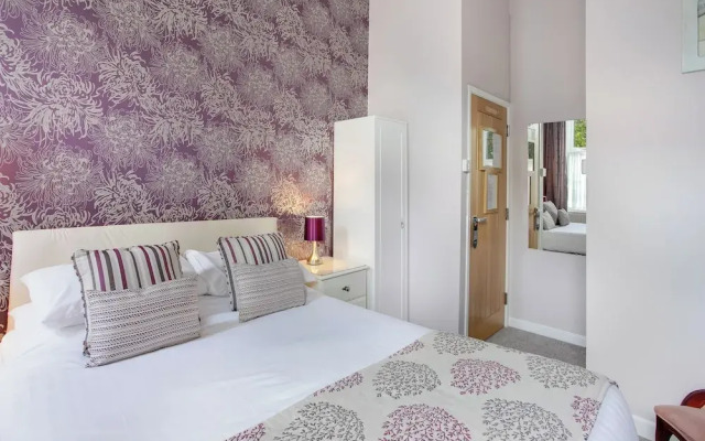 Trelawney Hotel