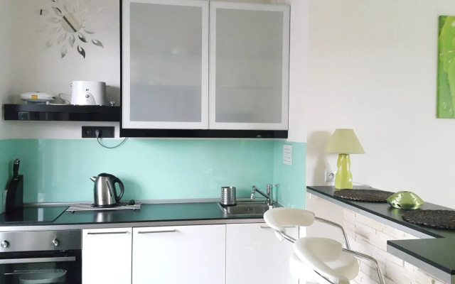Bastien Studio near Airport