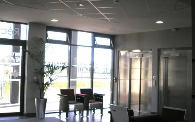 Fluvia Hotel Residence