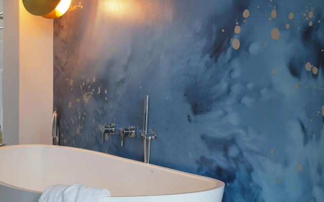 Labotessa Luxury Boutique Hotel