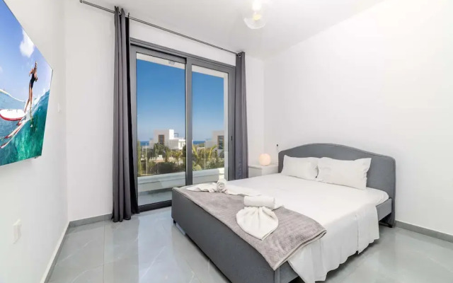 By The Beach - Aura Villa