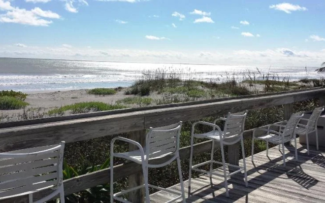Surf Studio Beach Resort