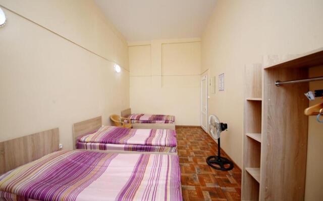 Hostel Mandaria