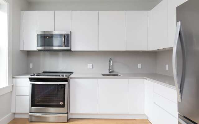 Elegant Brighton Suites by Sonder